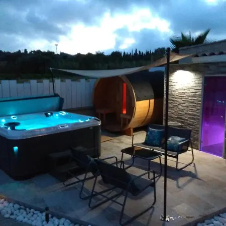 Le Aux Etoiles & Sauna